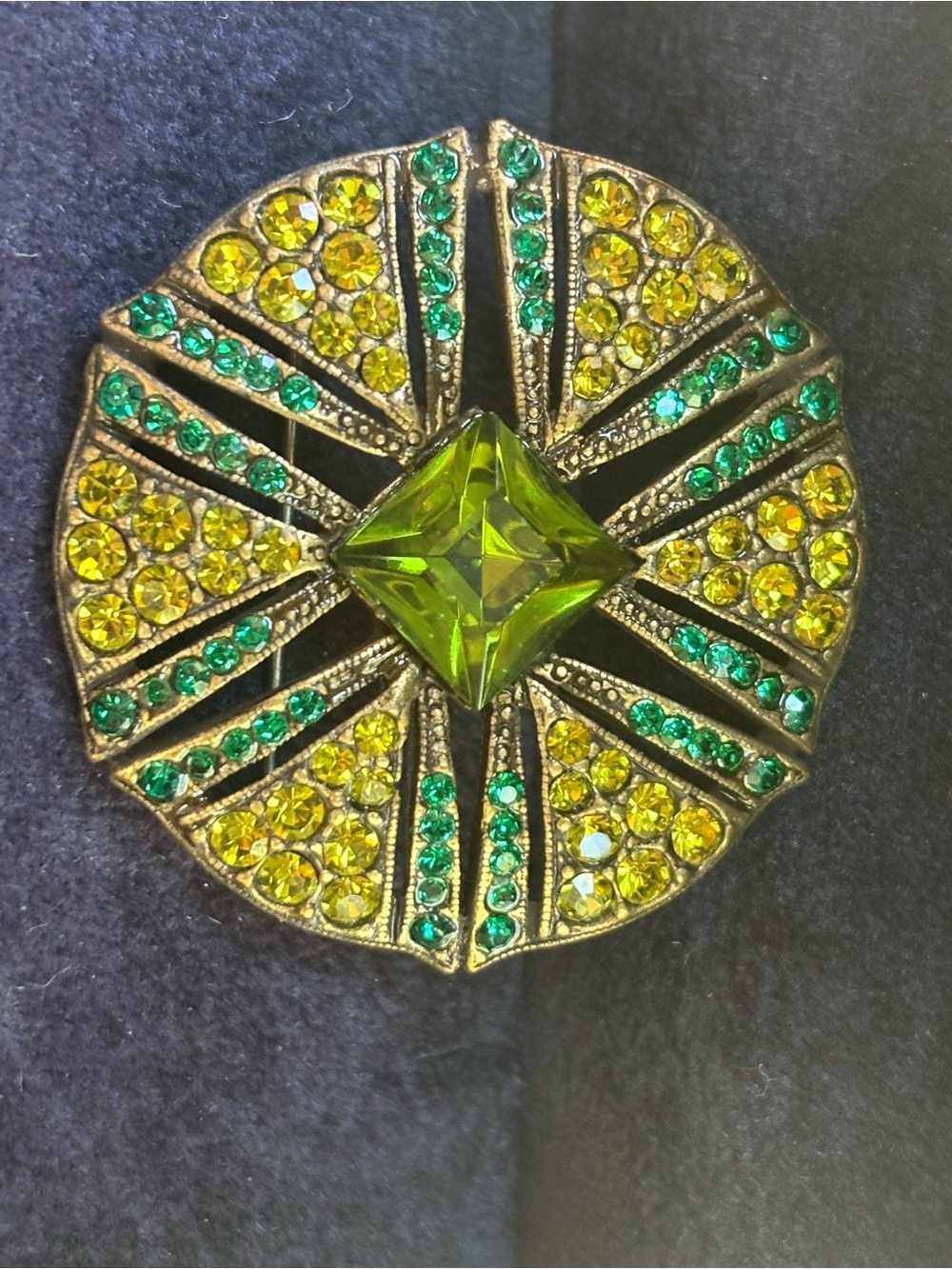 Vintage-Inspired Green and Yellow Crystal Round Brooch